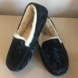 UGG slipper